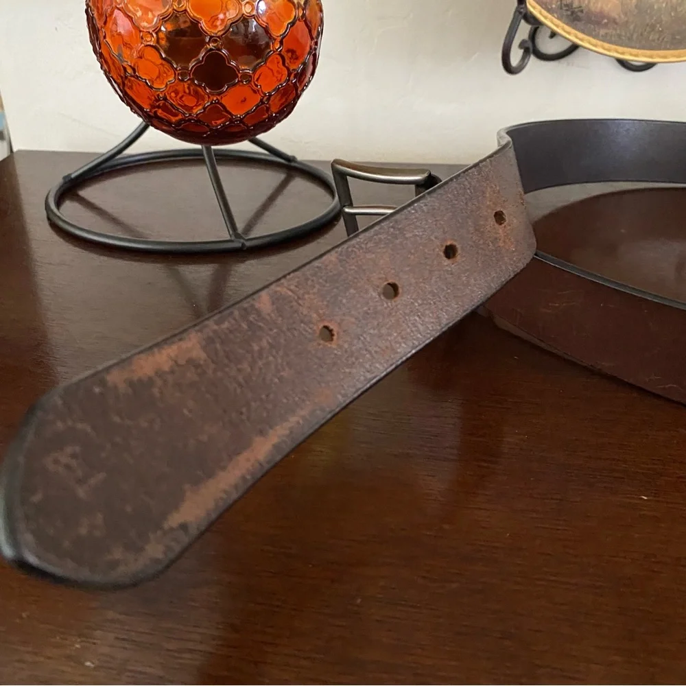Vintage Bison Men’s Distressed Brown Leather Belt Size 40 Made In USA Quality